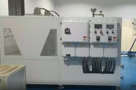 反應釜制冷加熱循環器使用前需仔細閱讀說明書