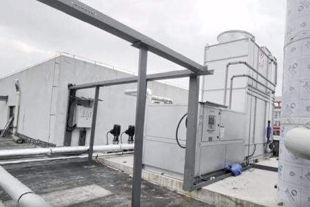 小型低溫冷凍機工作原理、特點和使用方法