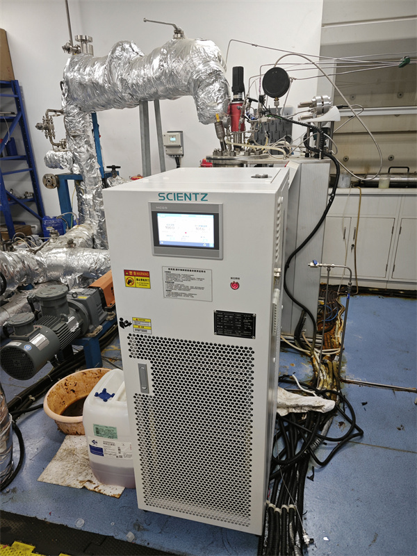 新芝阿弗斯高低溫控溫系統設備實拍圖2